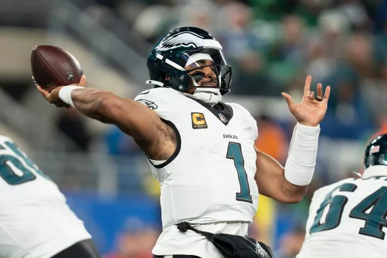 Eagles vs Titans picks