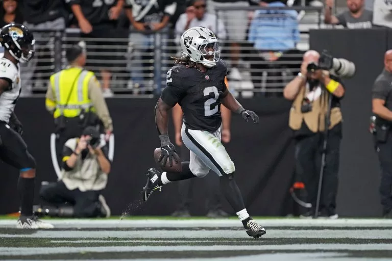 Dolphins vs Raiders prediction