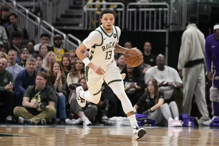 Detroit Pistons vs Milwaukee Bucks Picks and Prediction for Saturday November 22 2025