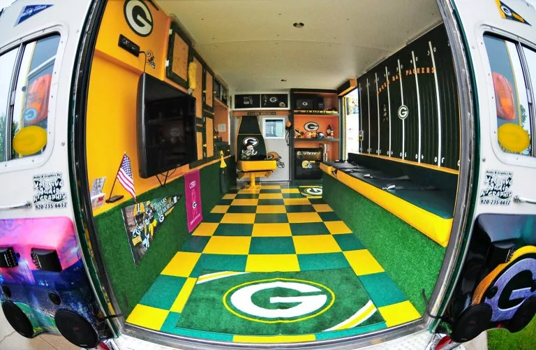 Chicago Bears vs Green Bay Packers Picks and Predictions for Sunday October 11 2026